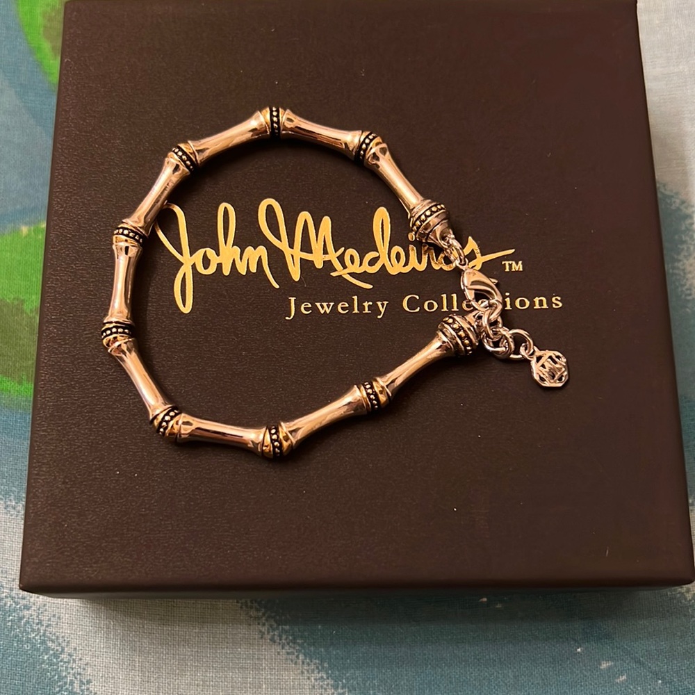John Medeiros Canias Collection- single row beaded bracelet.